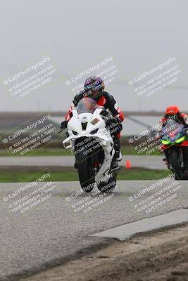 media/Nov-29-2025-TrackDaz (Sat) [[10ae2d9bce]]/A Group/Session 4 (Wheelie Bump)/